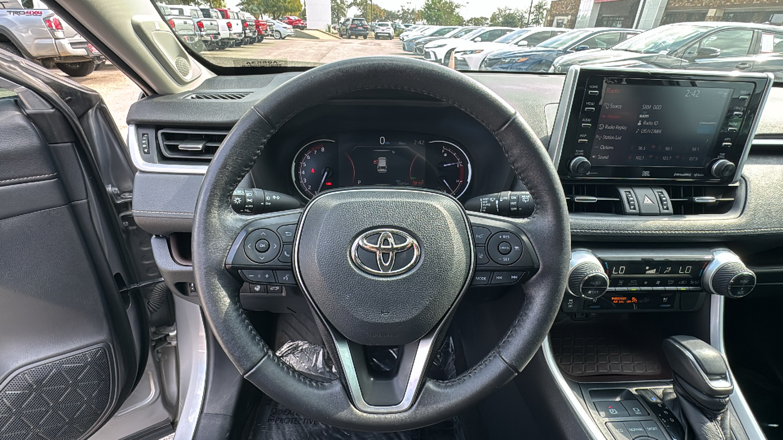 2021 Toyota RAV4 Limited 28