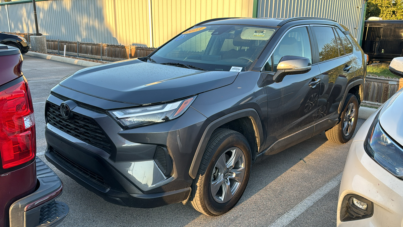 2023 Toyota RAV4 XLE 3