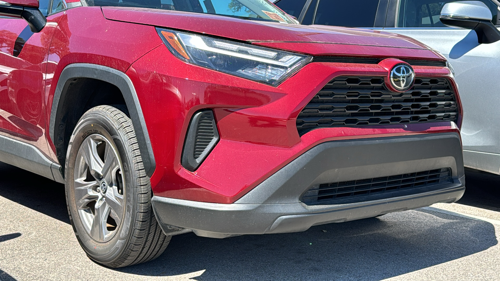 2022 Toyota RAV4 XLE 9