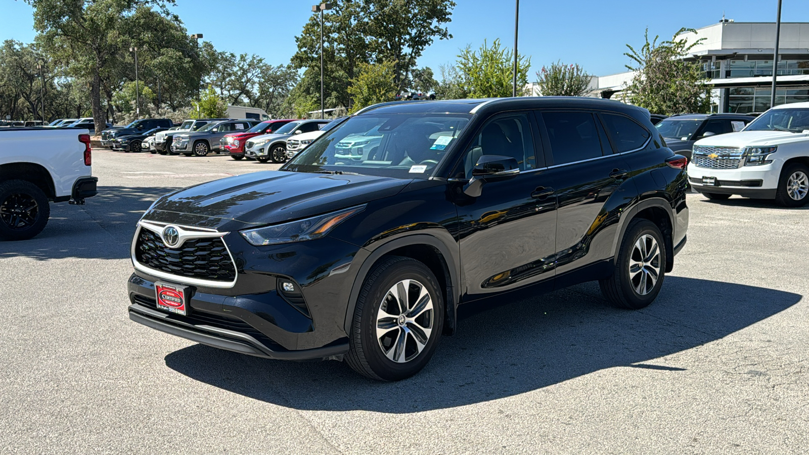 2023 Toyota Highlander XLE 3