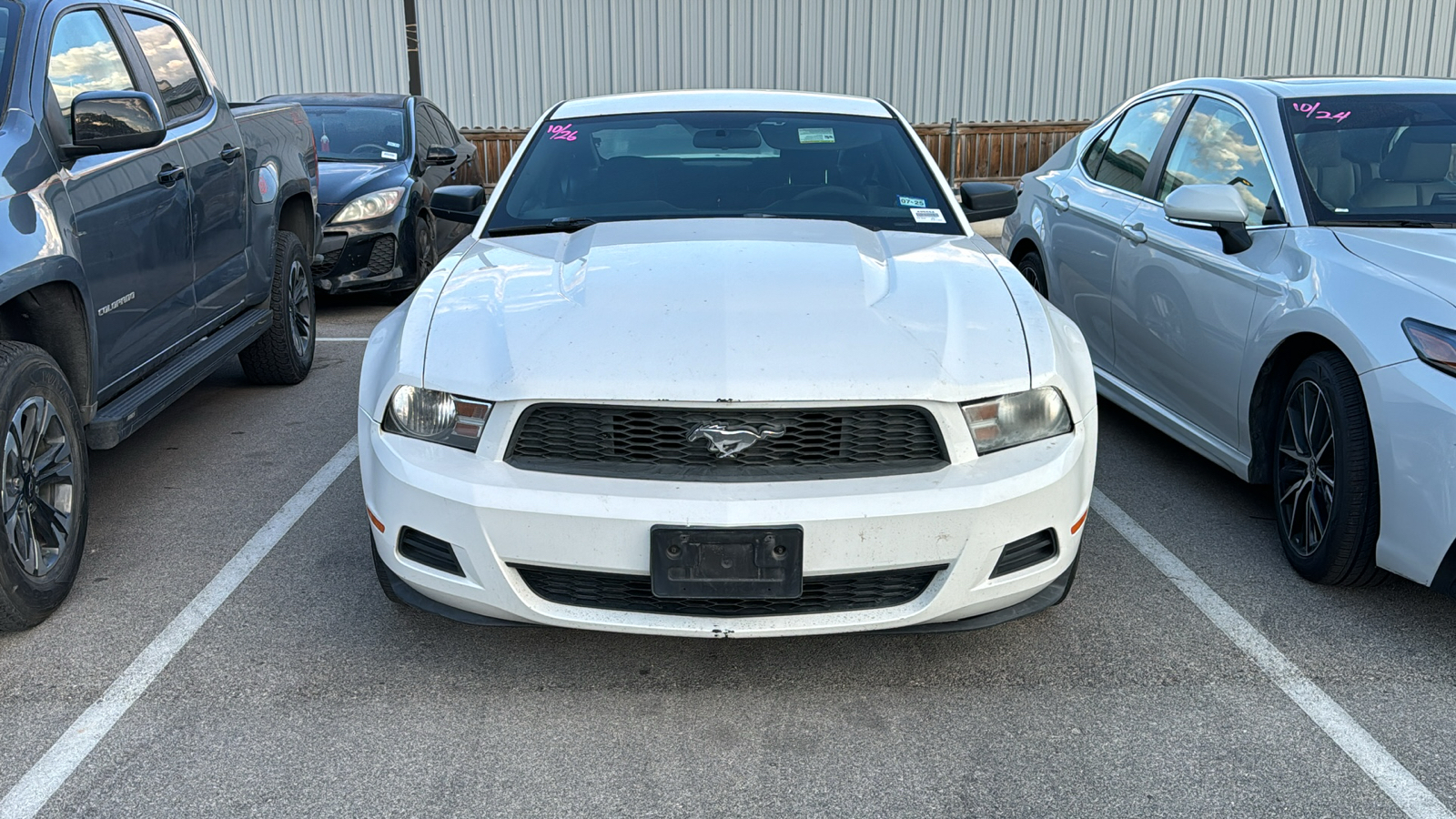 2010 Ford Mustang V6 Premium 2