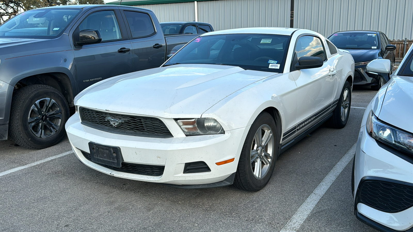 2010 Ford Mustang V6 Premium 3