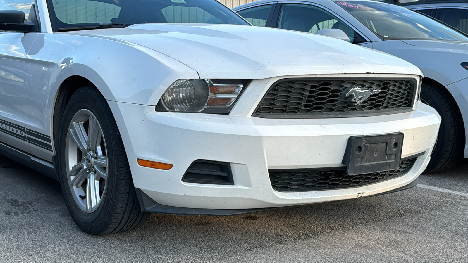 2010 Ford Mustang V6 Premium 9