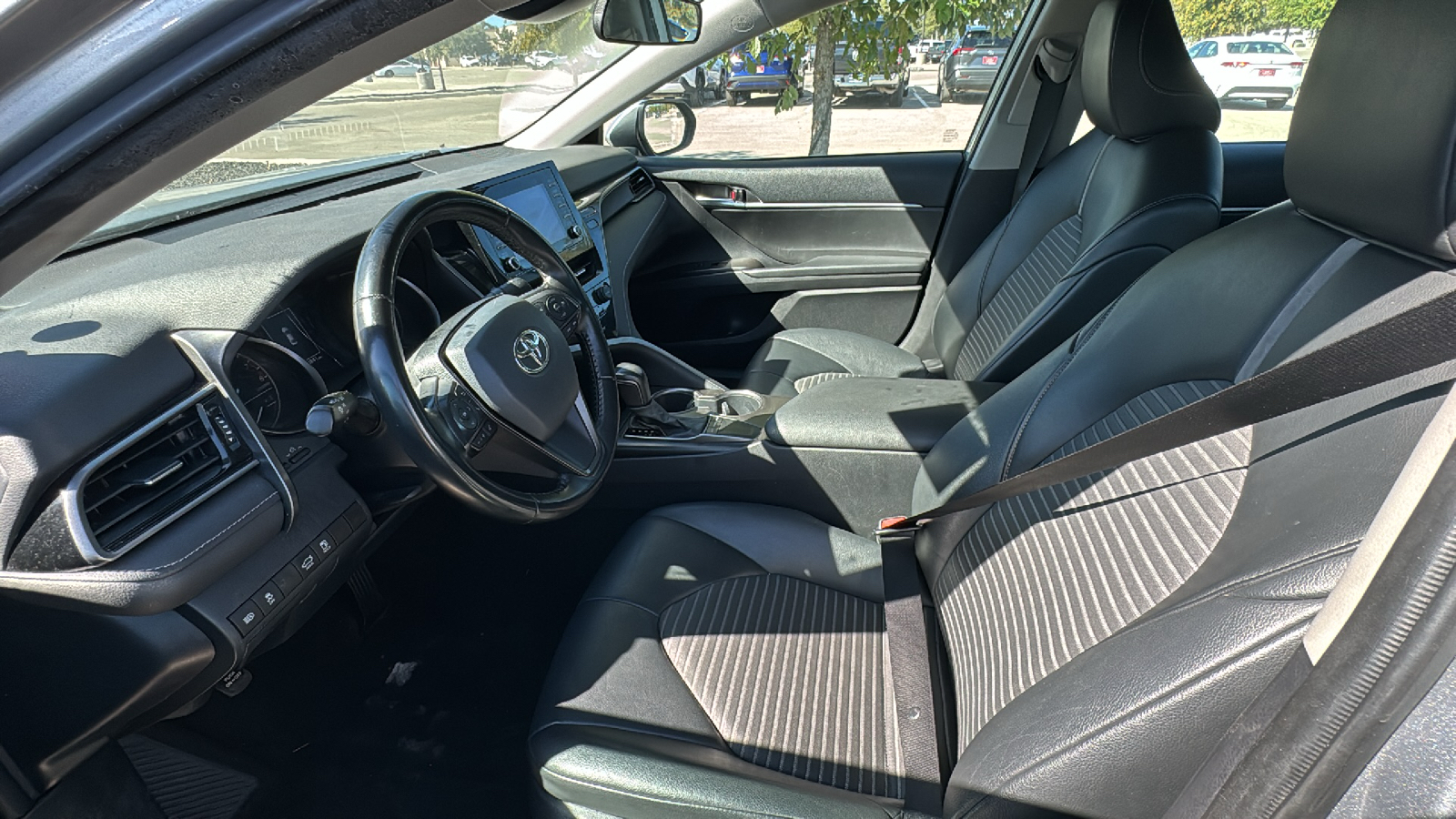 2022 Toyota Camry SE 7