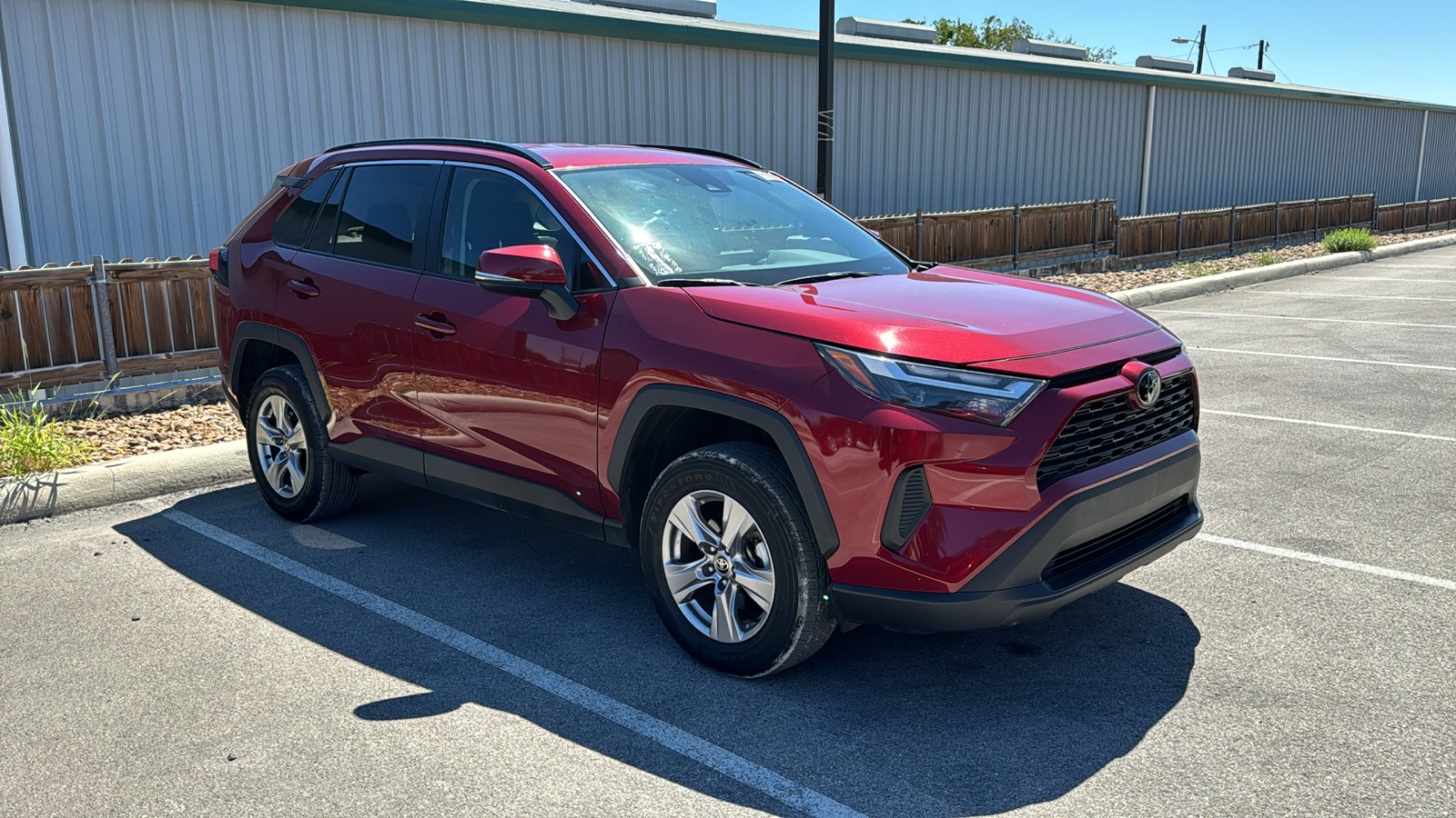 2022 Toyota RAV4 XLE 11