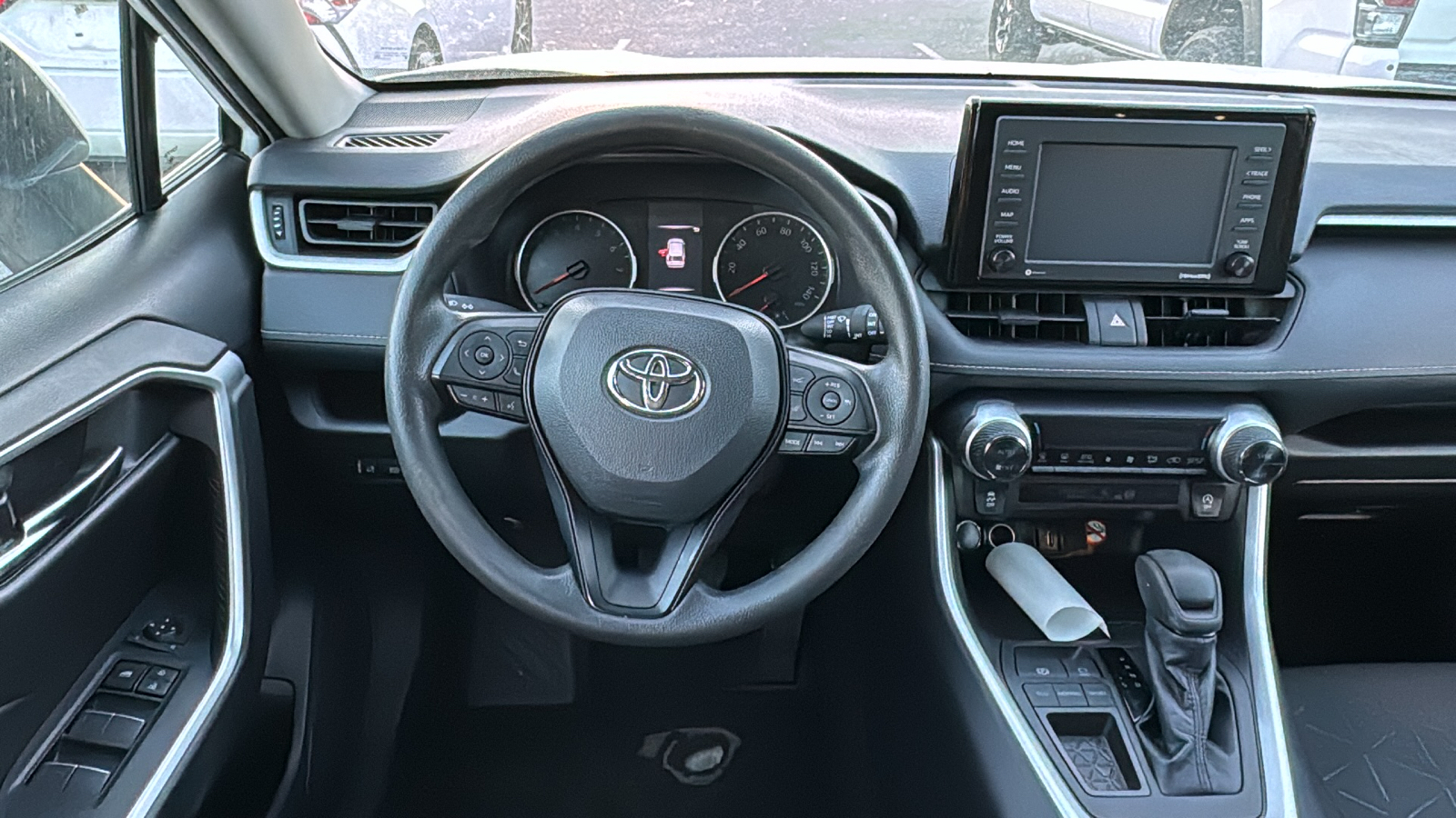 2022 Toyota RAV4 XLE 11