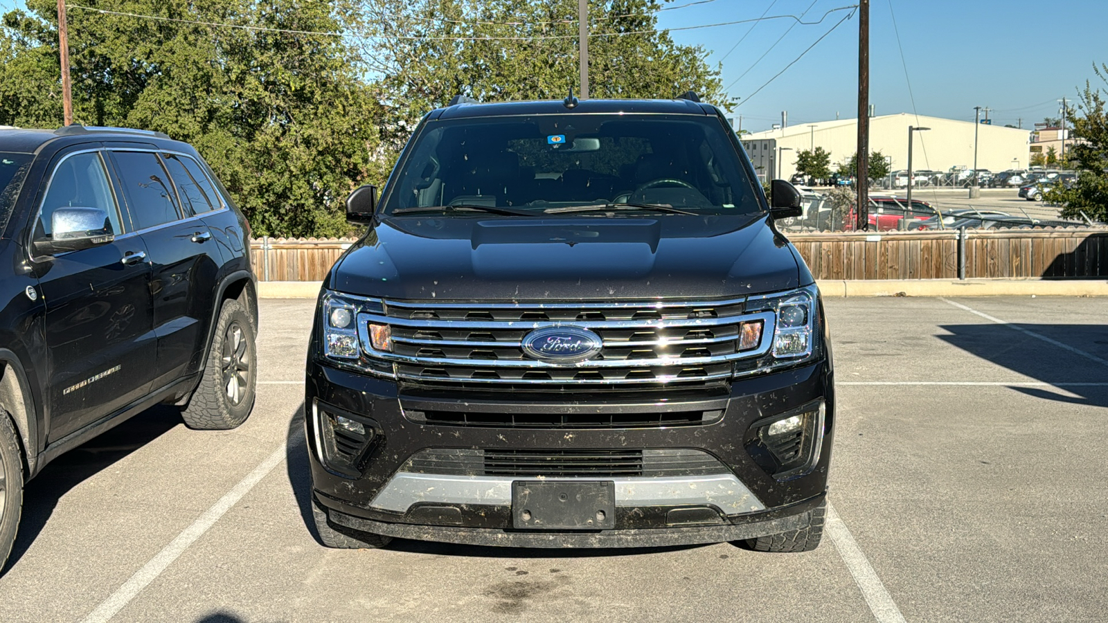 2021 Ford Expedition XLT 2