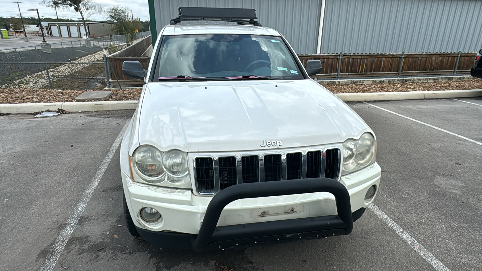 2005 Jeep Grand Cherokee Laredo 2