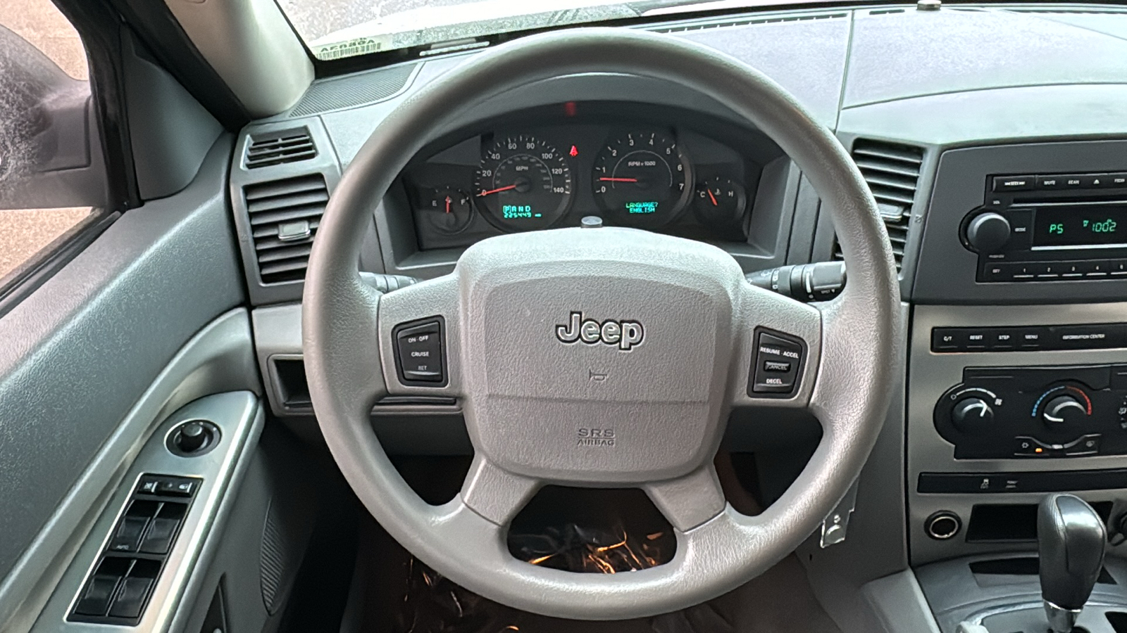 2005 Jeep Grand Cherokee Laredo 27