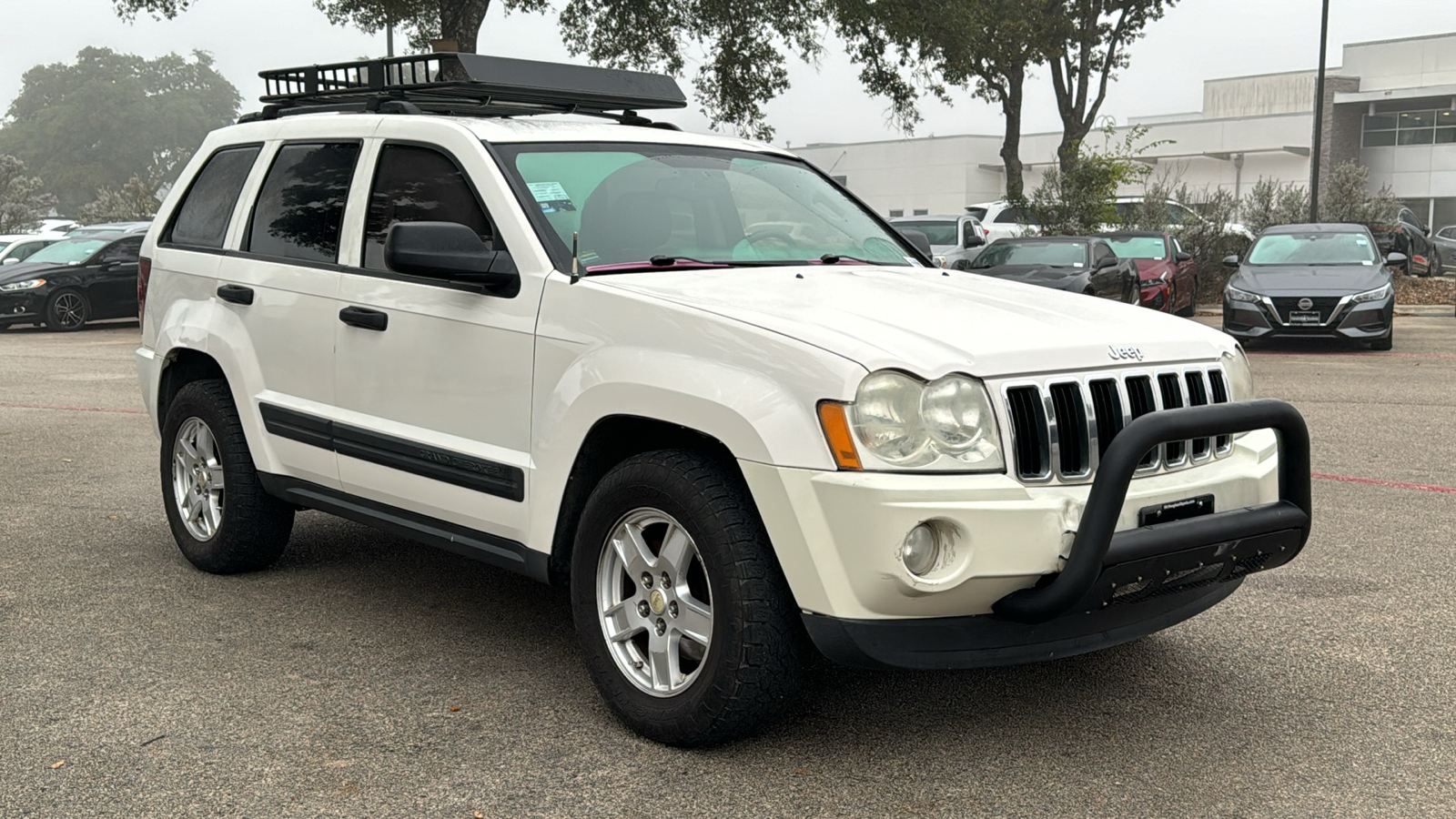 2005 Jeep Grand Cherokee Laredo 34