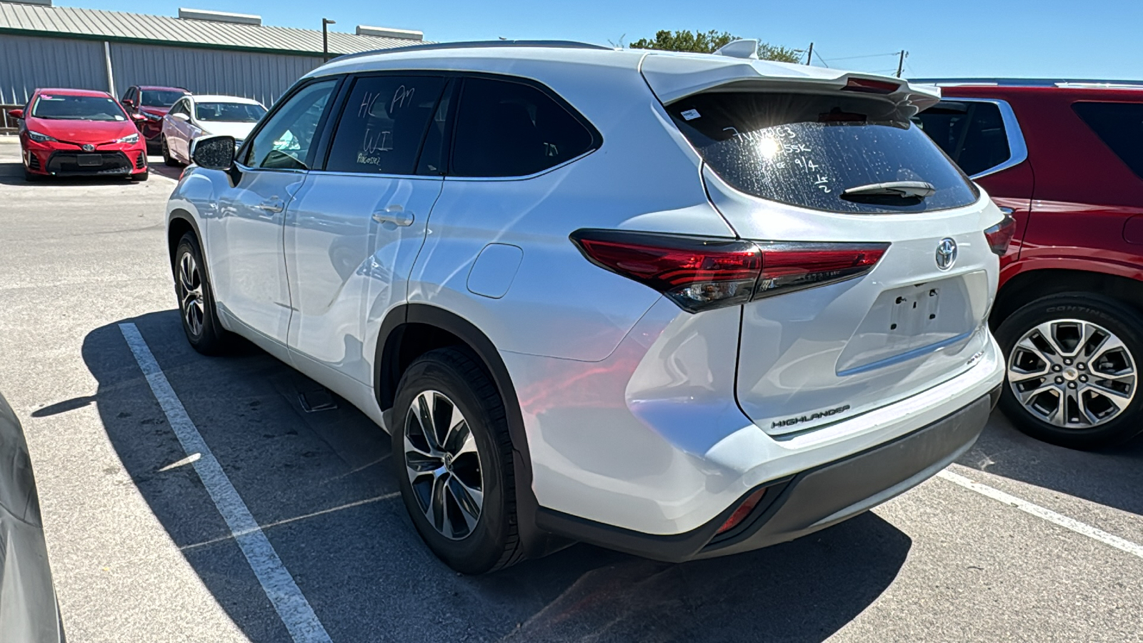 2022 Toyota Highlander XLE 4