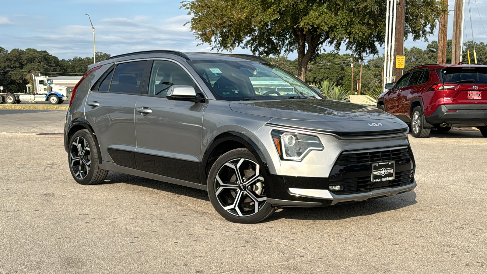 2023 Kia Niro EX Touring 3