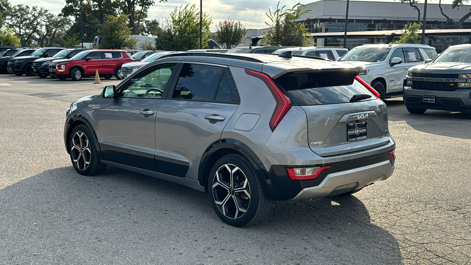 2023 Kia Niro EX Touring 7