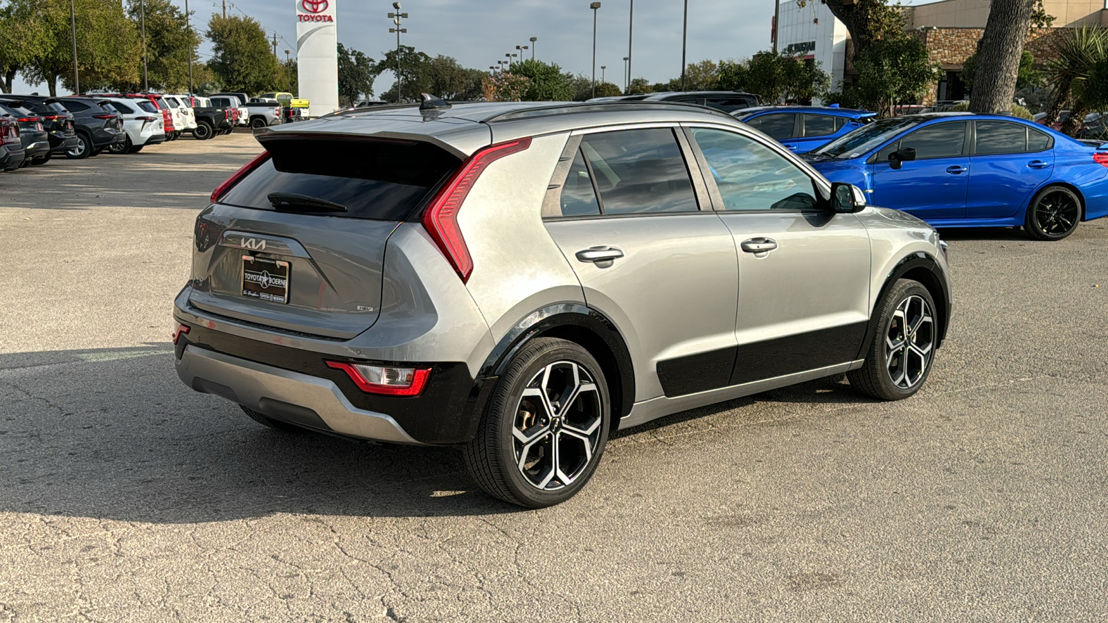 2023 Kia Niro EX Touring 9