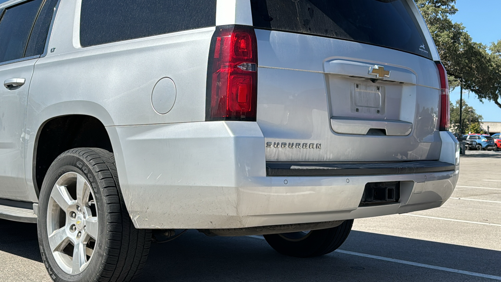 2015 Chevrolet Suburban LT 8