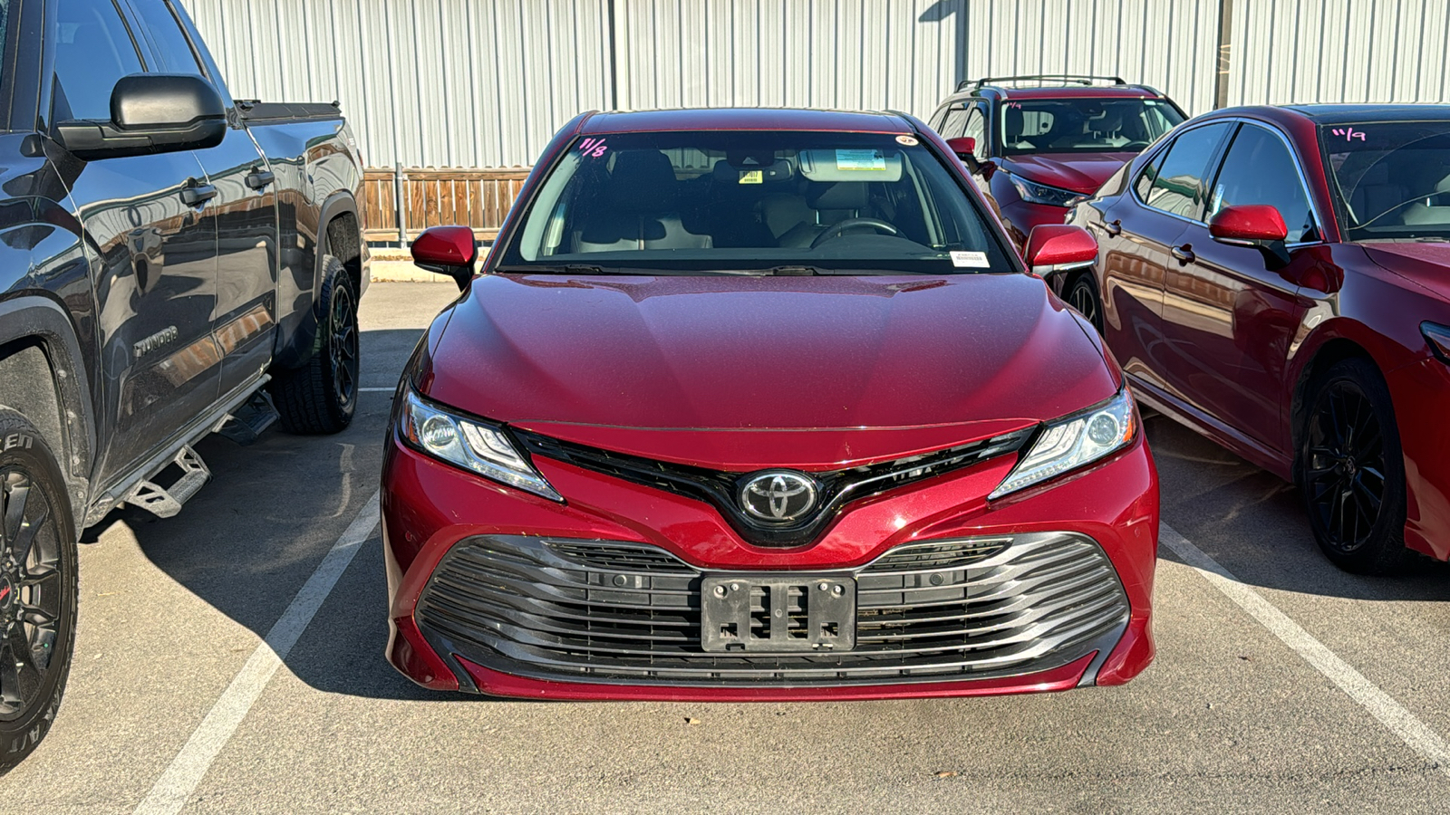 2018 Toyota Camry XLE 3