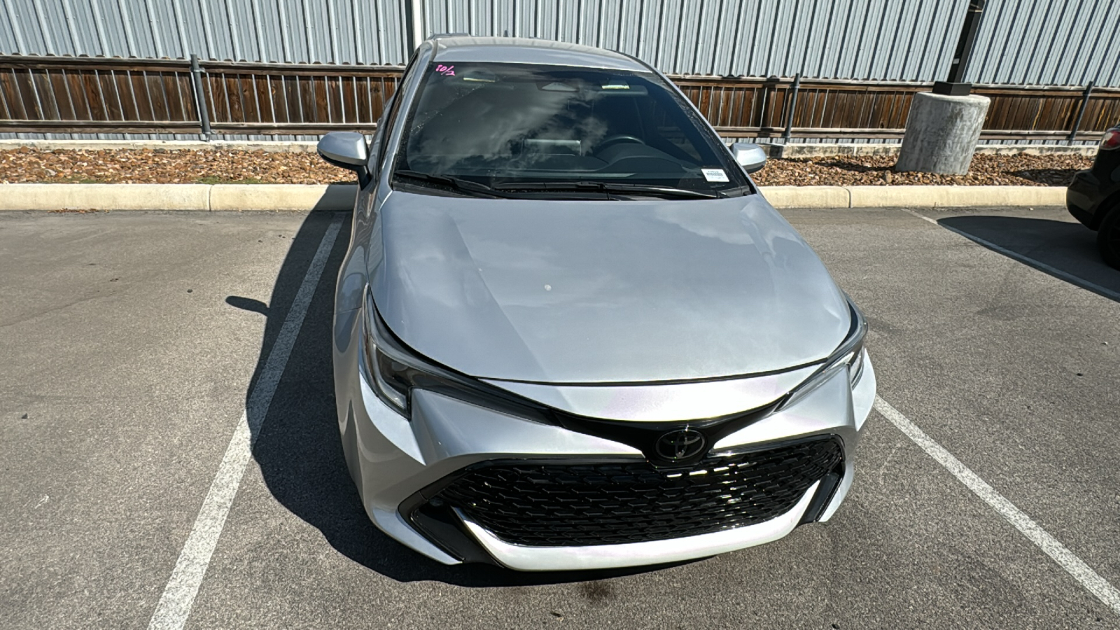 2023 Toyota Corolla Hatchback SE 2