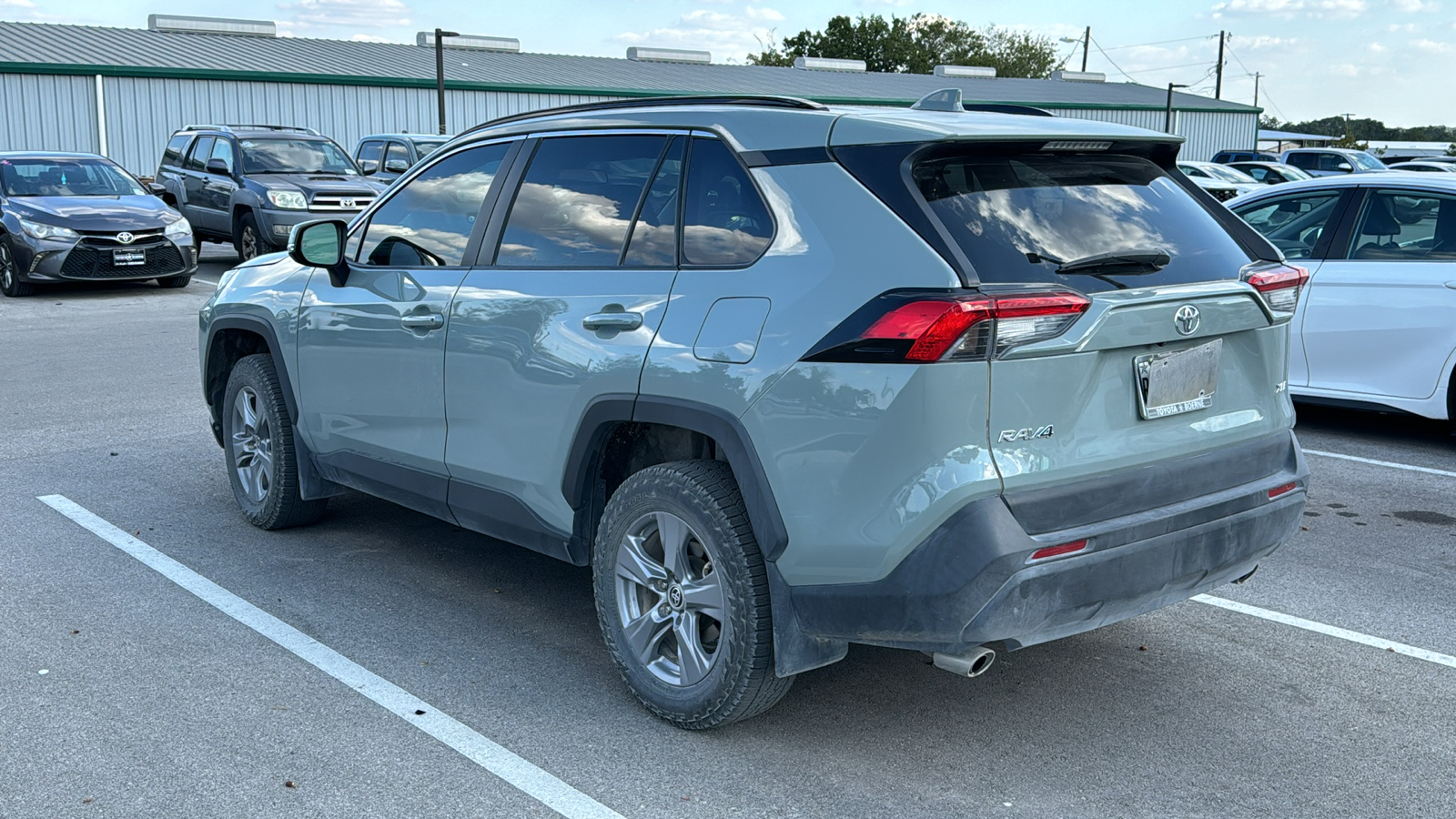 2022 Toyota RAV4 XLE 4