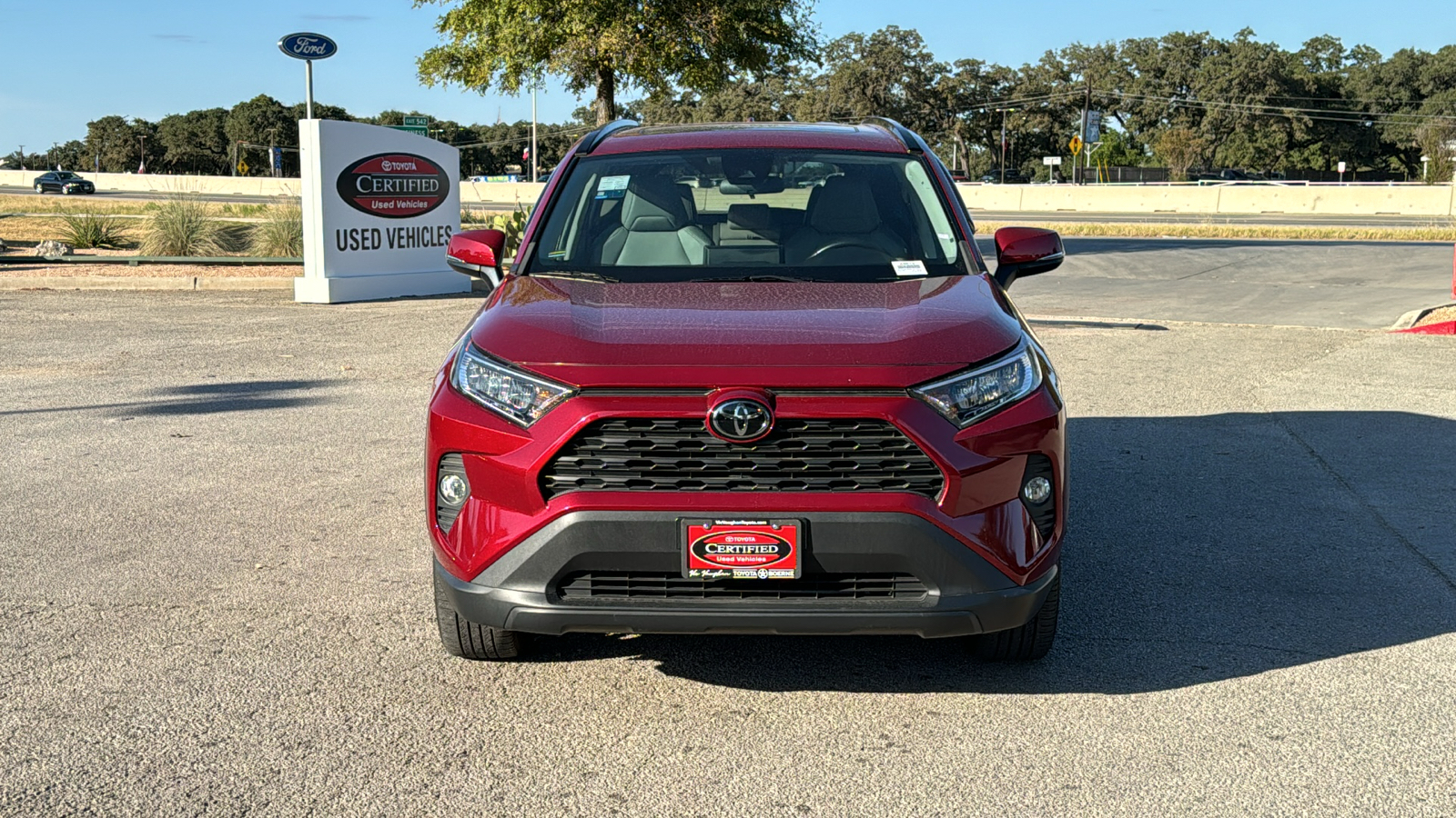 2021 Toyota RAV4 XLE Premium 2