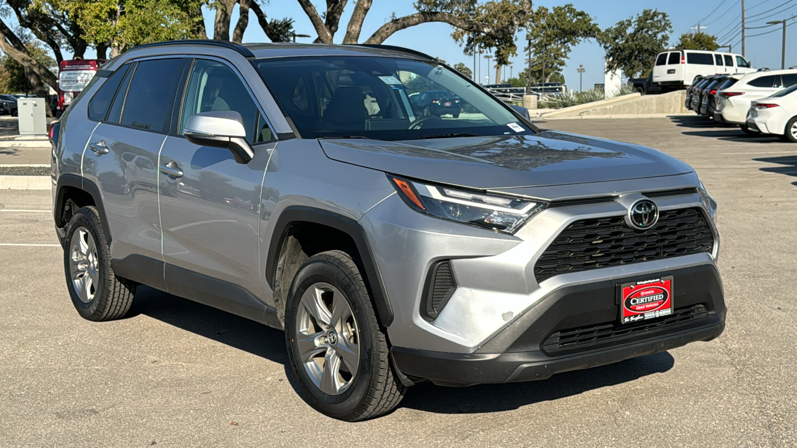 2022 Toyota RAV4 XLE 35