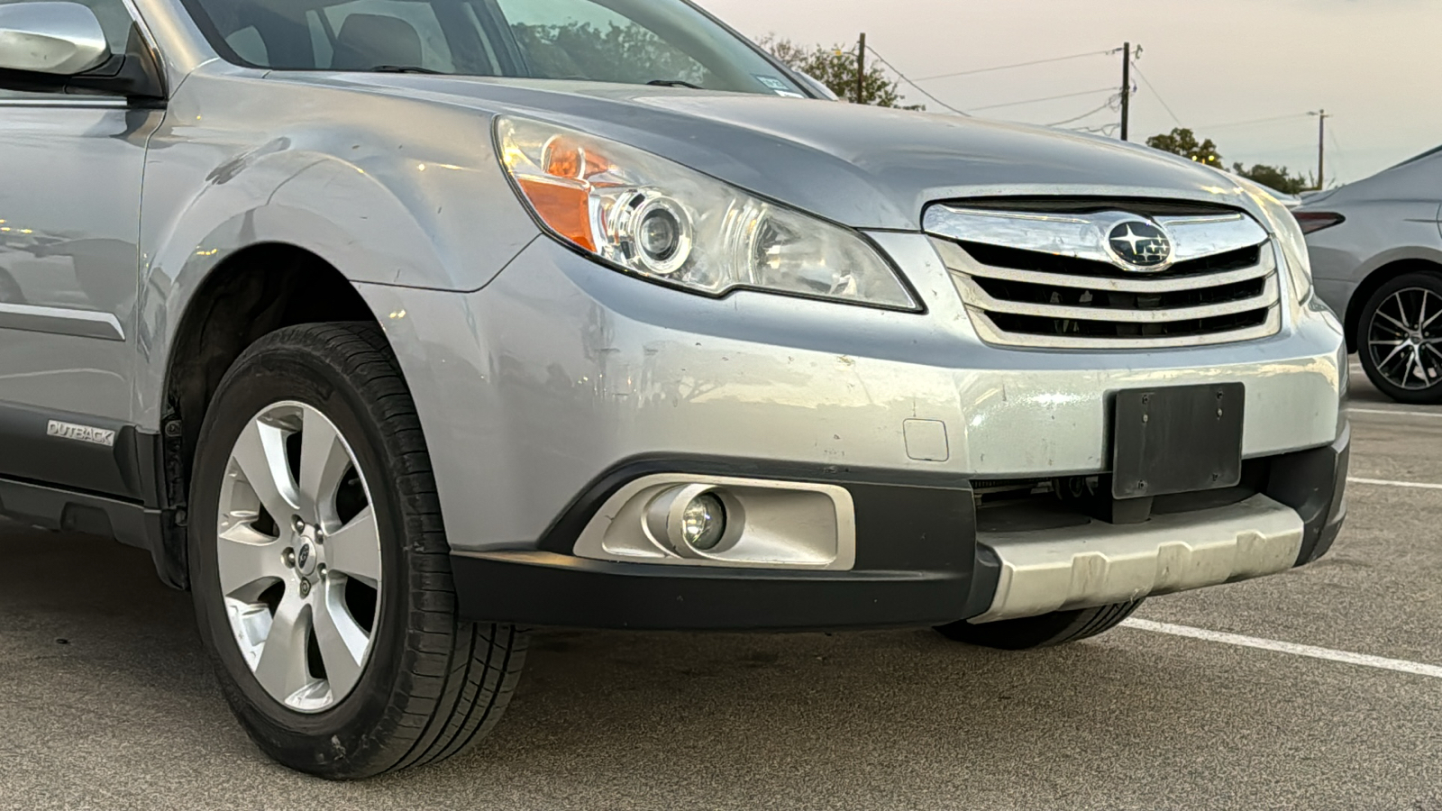 2012 Subaru Outback 2.5i 8