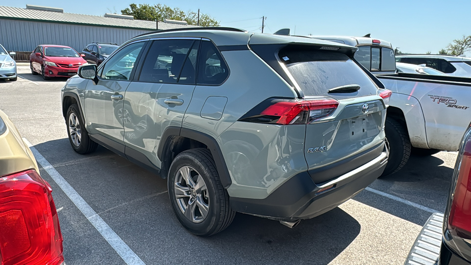 2023 Toyota RAV4 XLE 4