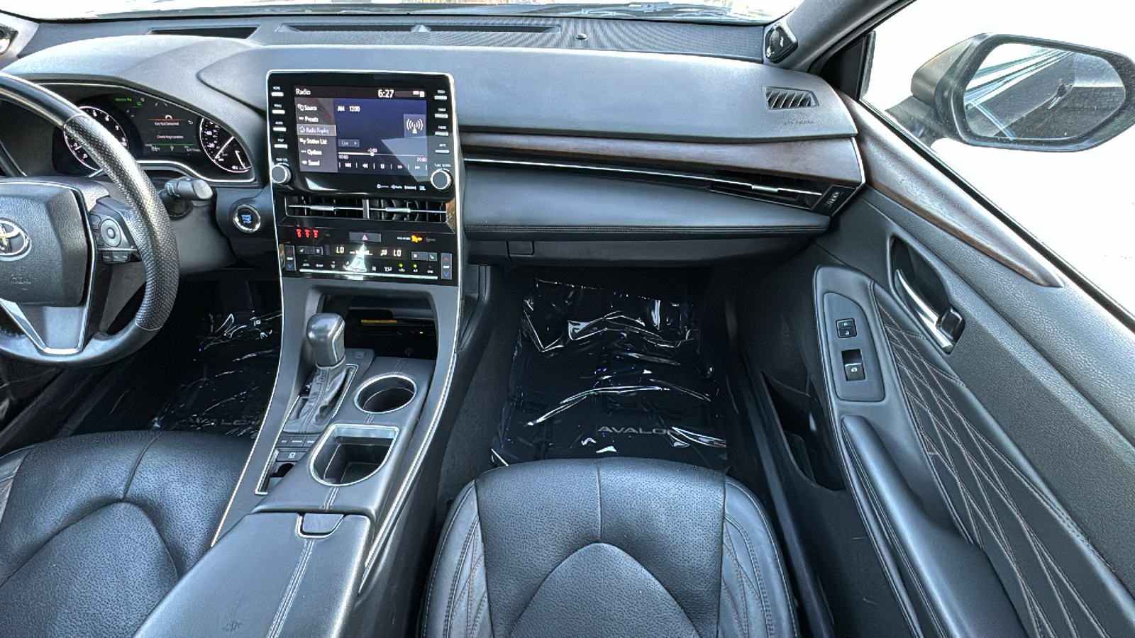 2022 Toyota Avalon Limited 34