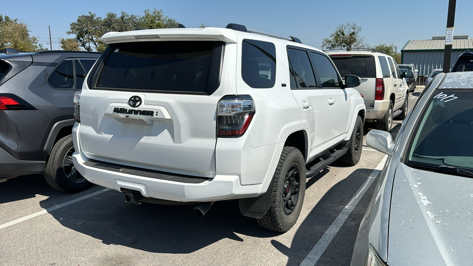 2023 Toyota 4Runner SR5 Premium 6