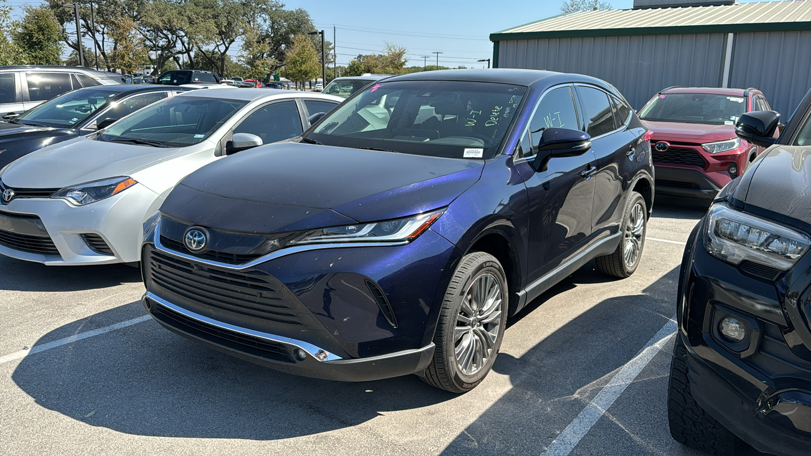 2022 Toyota Venza Limited 3