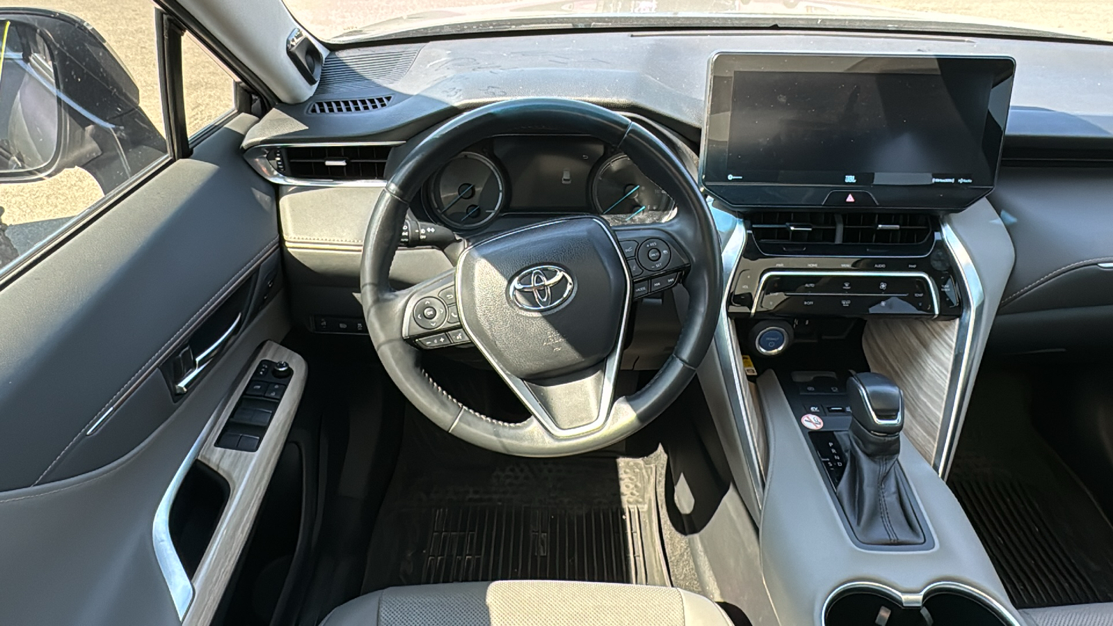 2022 Toyota Venza Limited 10