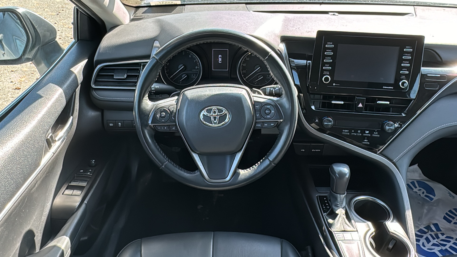 2022 Toyota Camry SE 10