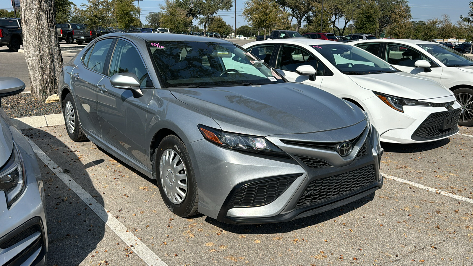 2022 Toyota Camry SE 11