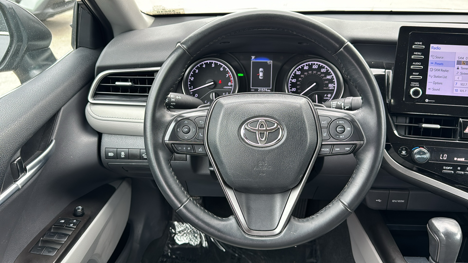 2024 Toyota Camry SE 28