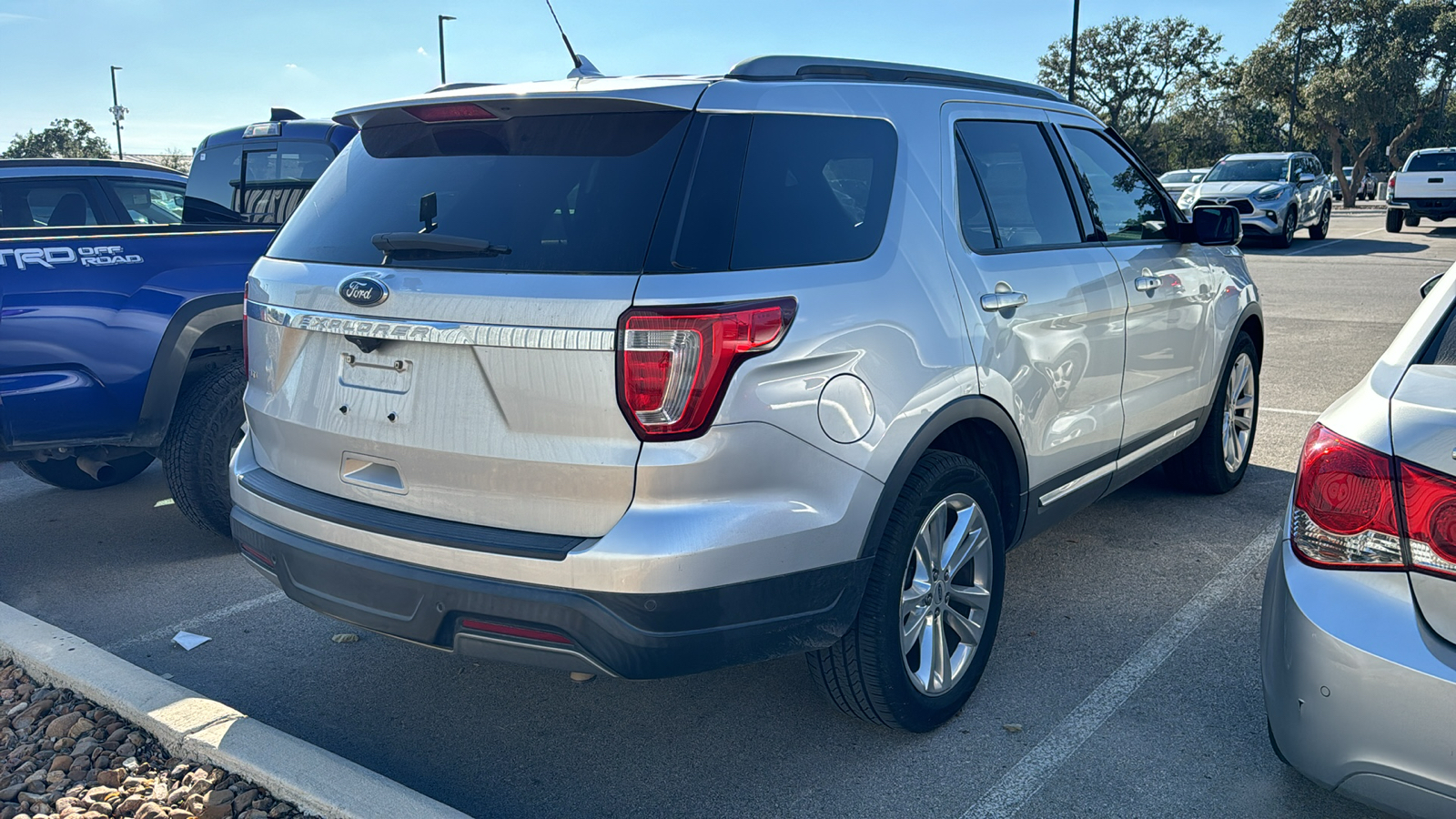 2019 Ford Explorer XLT 7