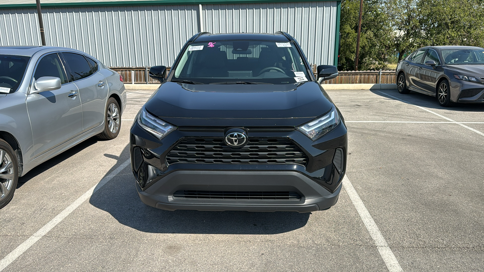 2023 Toyota RAV4 XLE 2