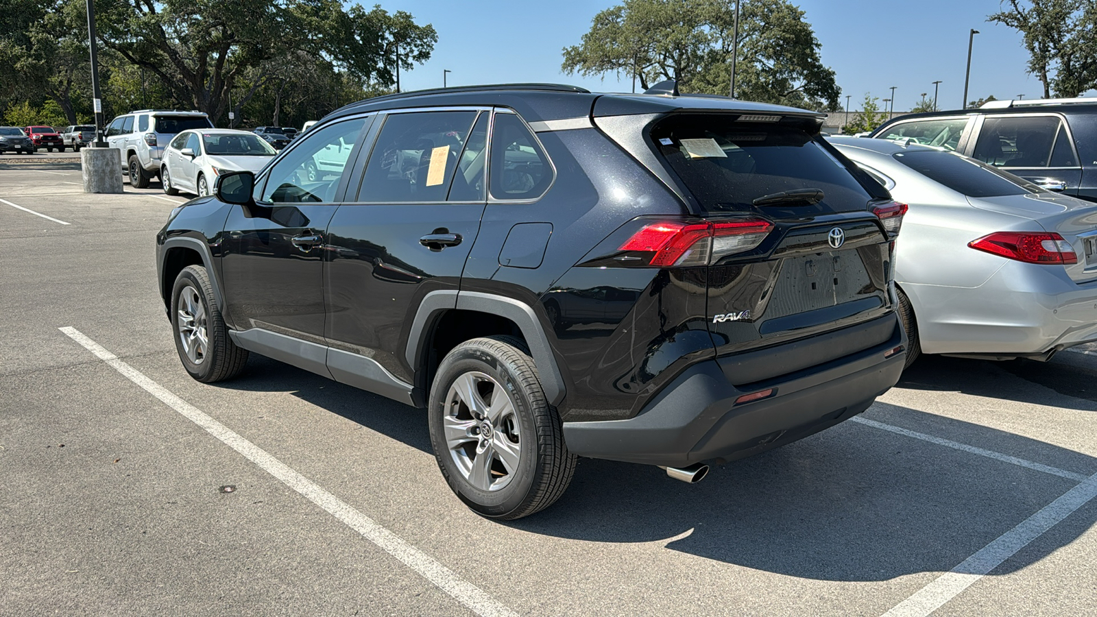 2023 Toyota RAV4 XLE 4