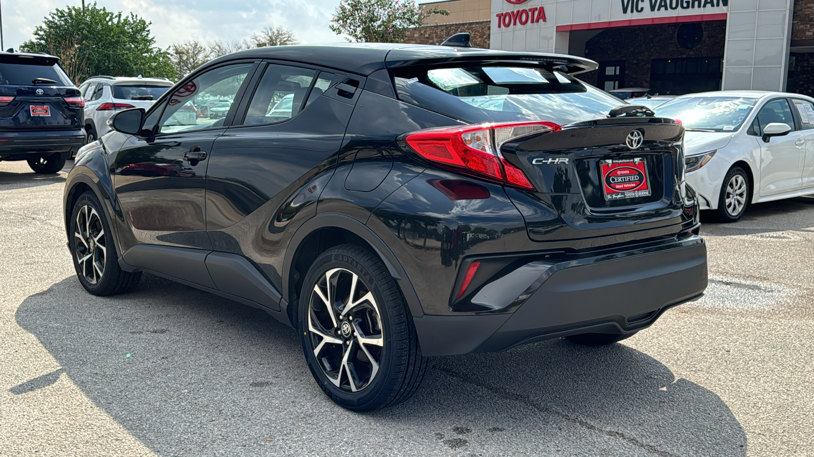 2021 Toyota C-HR XLE 5