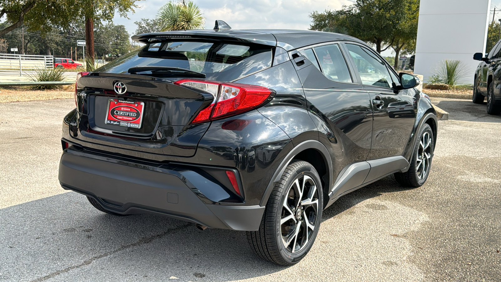 2021 Toyota C-HR XLE 7