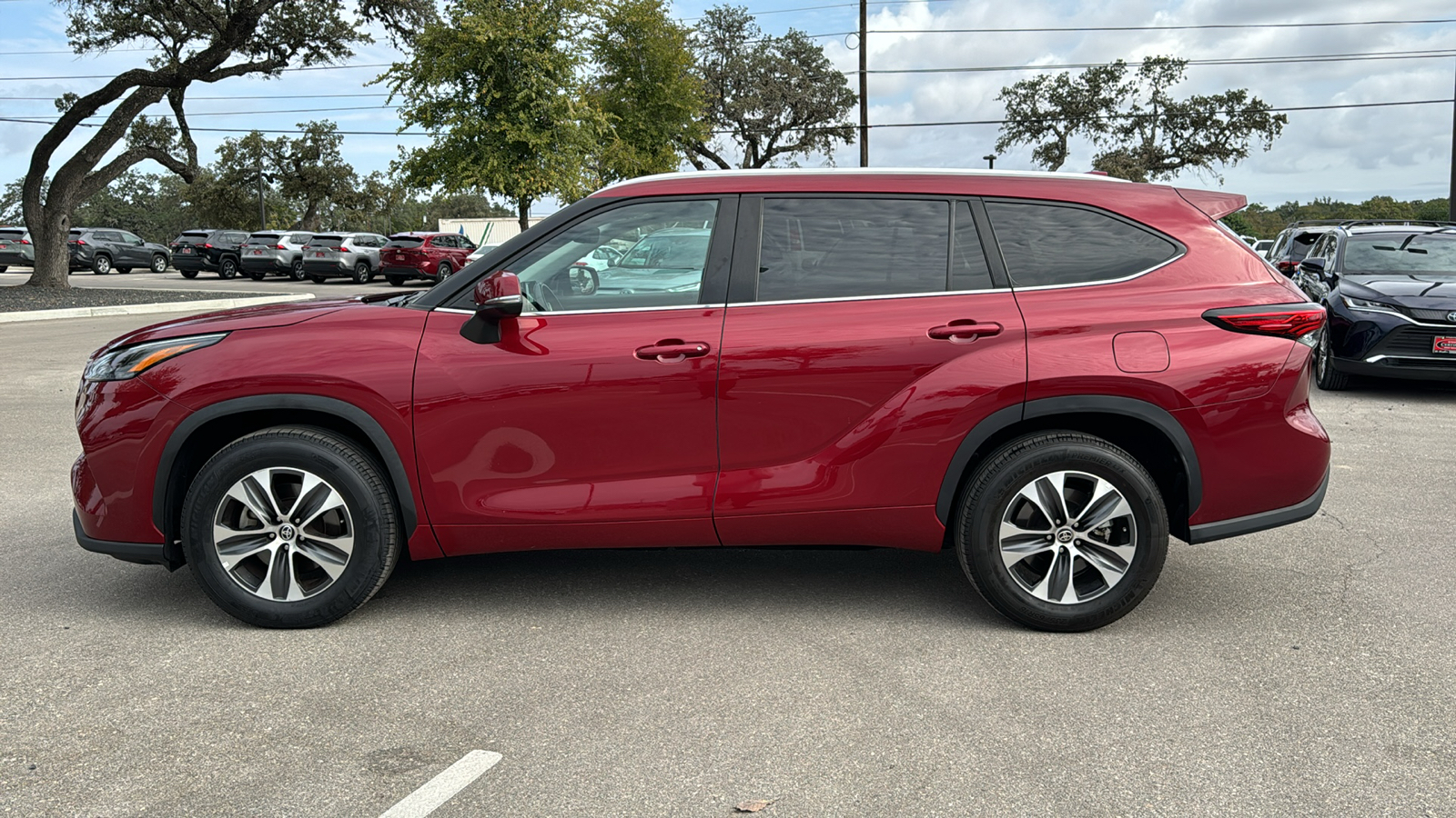 2023 Toyota Highlander XLE 5