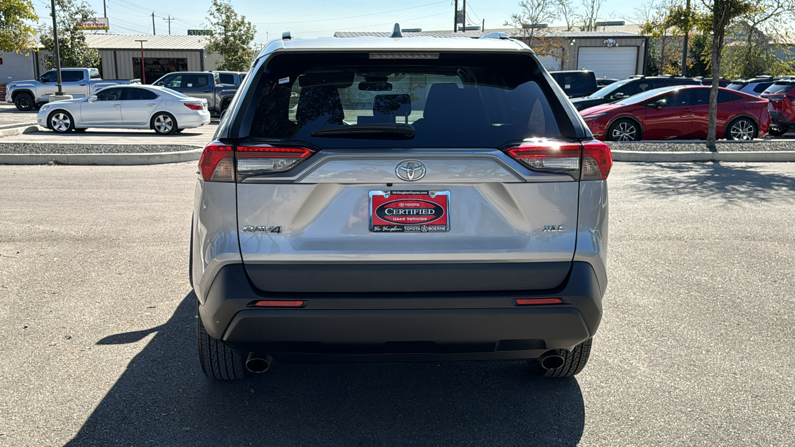 2021 Toyota RAV4 XLE 6