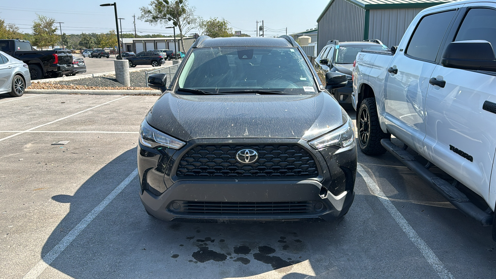 2022 Toyota Corolla Cross LE 2