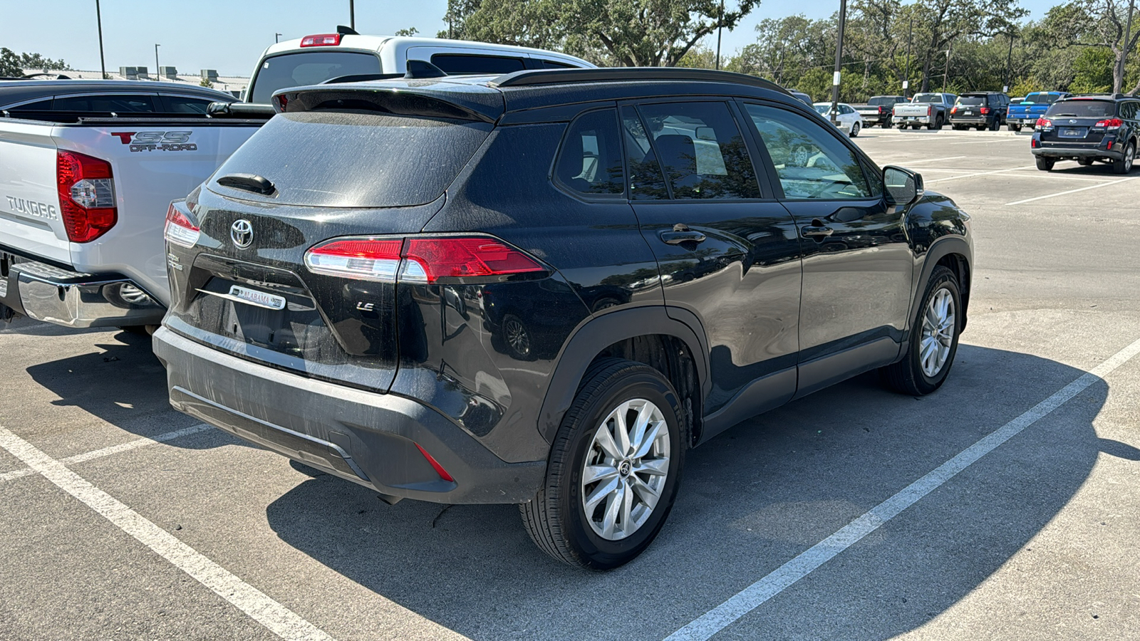 2022 Toyota Corolla Cross LE 5