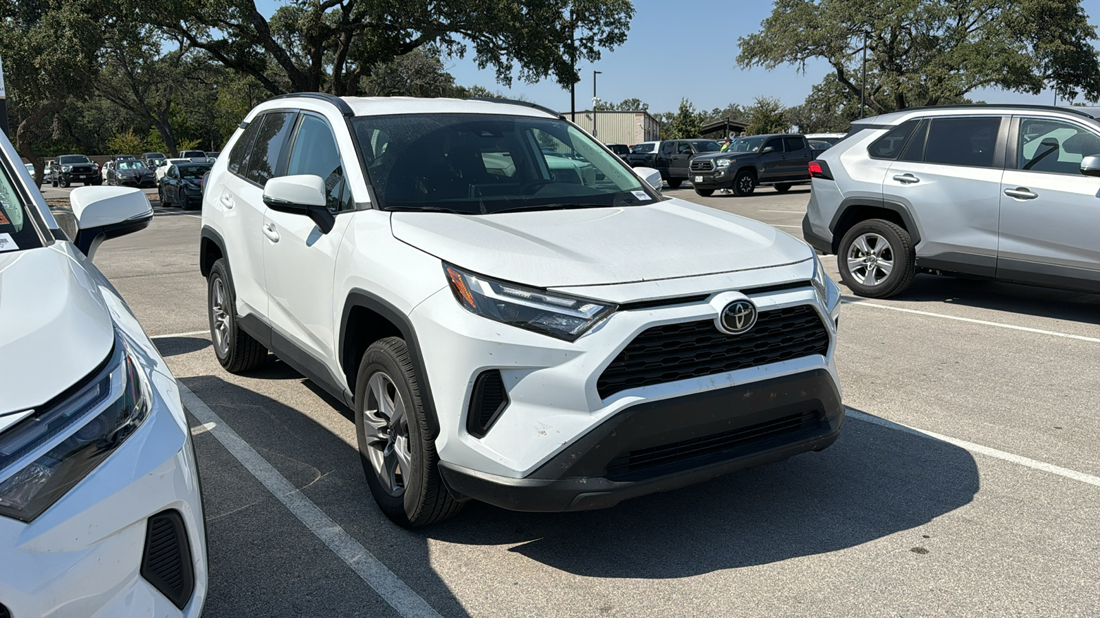 2023 Toyota RAV4 XLE 11