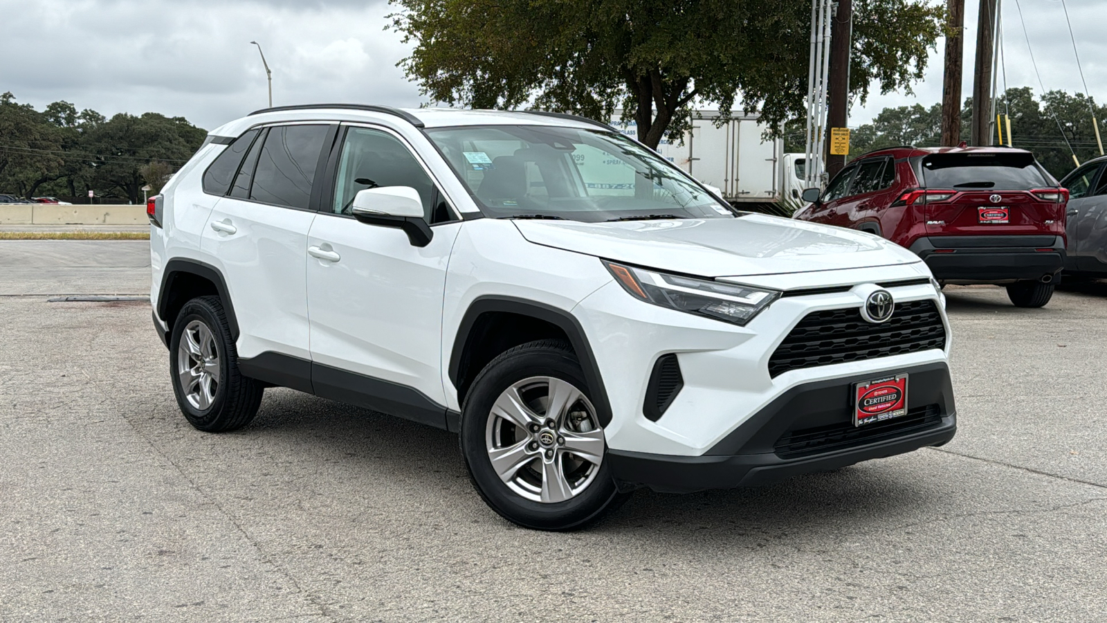 2023 Toyota RAV4 XLE 39