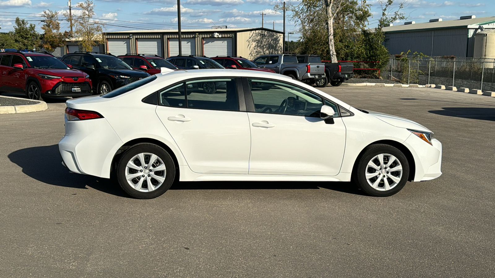 2022 Toyota Corolla LE 8