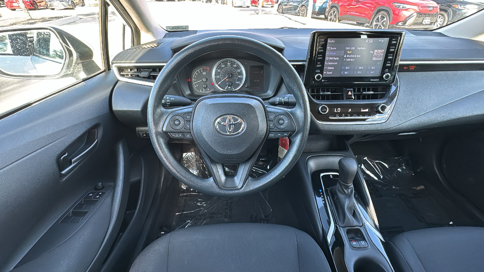 2022 Toyota Corolla LE 18