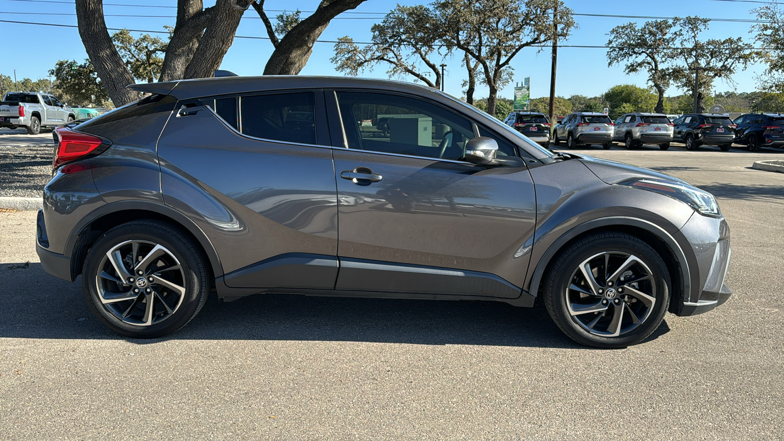 2020 Toyota C-HR Limited 8