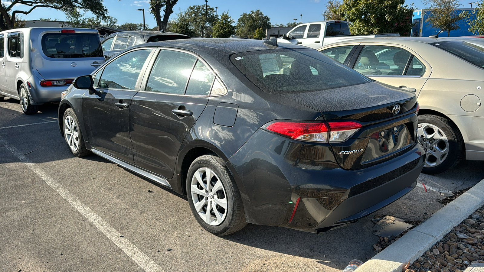 2022 Toyota Corolla LE 4