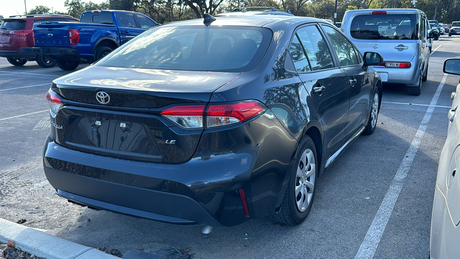 2022 Toyota Corolla LE 5