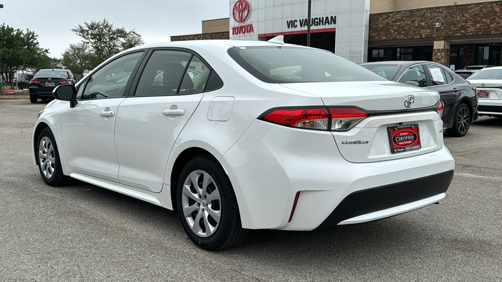 2022 Toyota Corolla LE 5